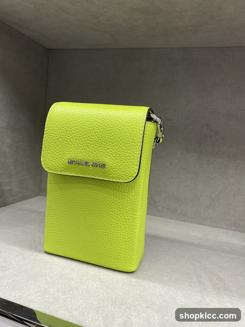 Michael Kors Phone Bag