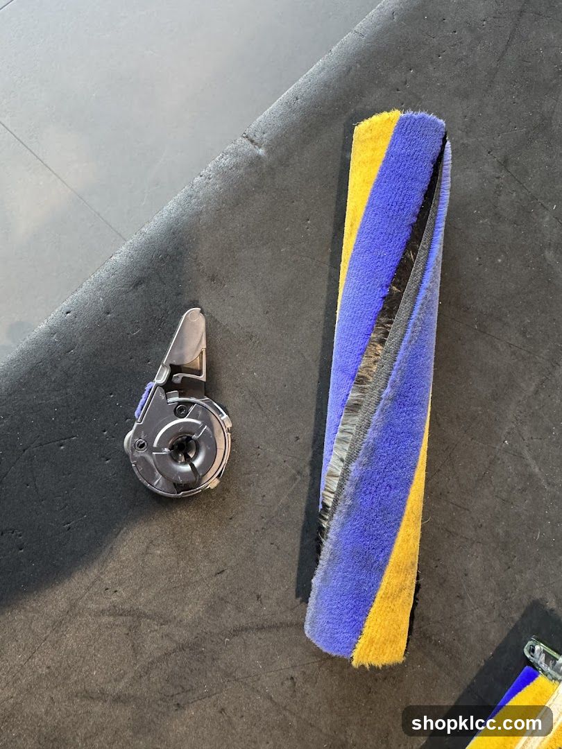 Vacuum Cleaner Brush Roll and Part