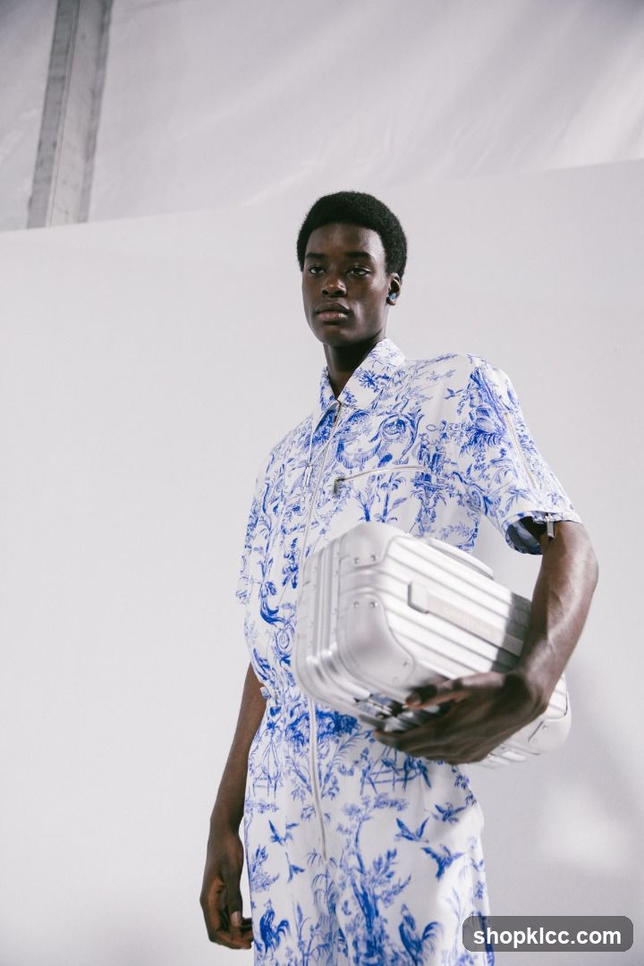 Model with Suitcase