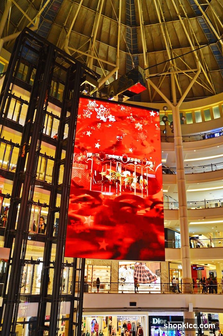 Digital Billboard in Shopping Mall