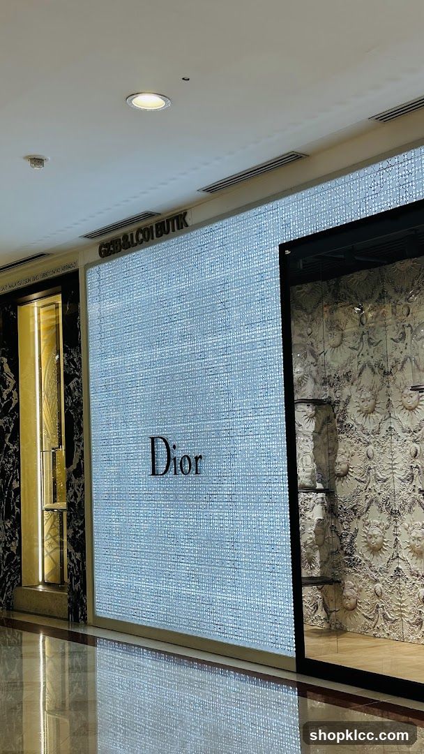 Dior Boutique