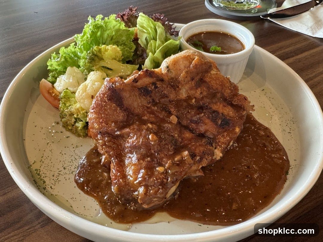 Chicken with Sauce and Vegetables