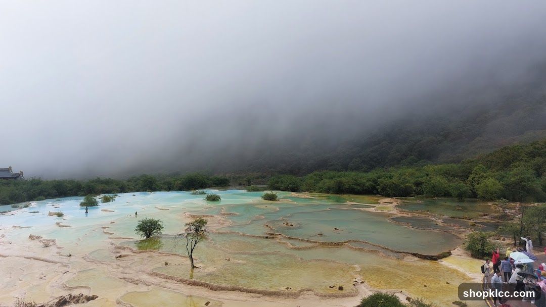 Huanglong Terraced Pools