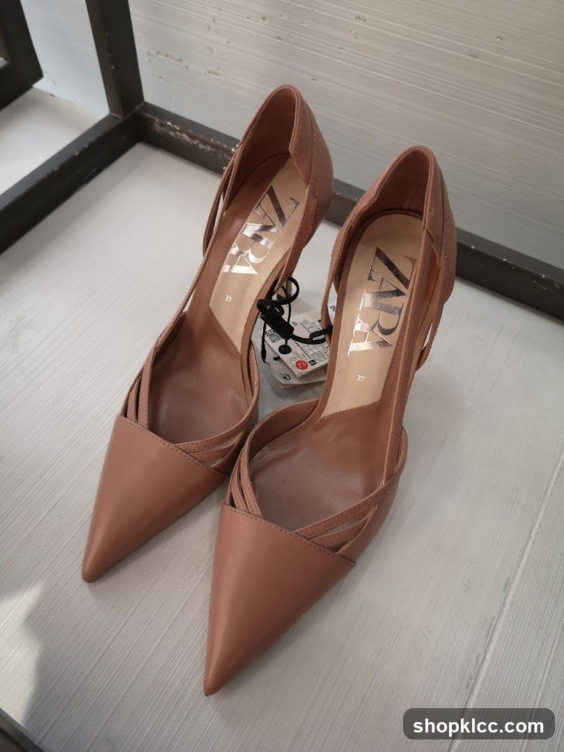 Brown heels with Zara logo