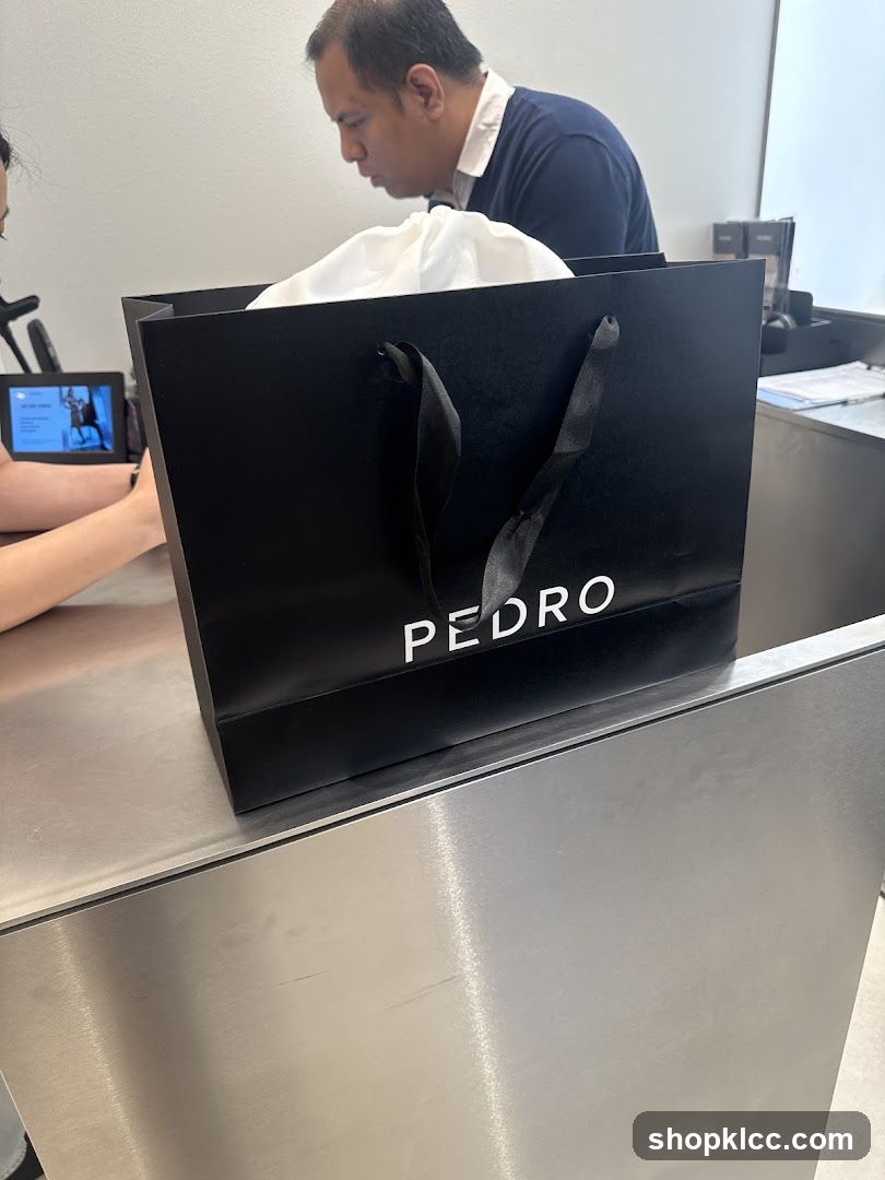 Shopping Bag with PEDRO Logo