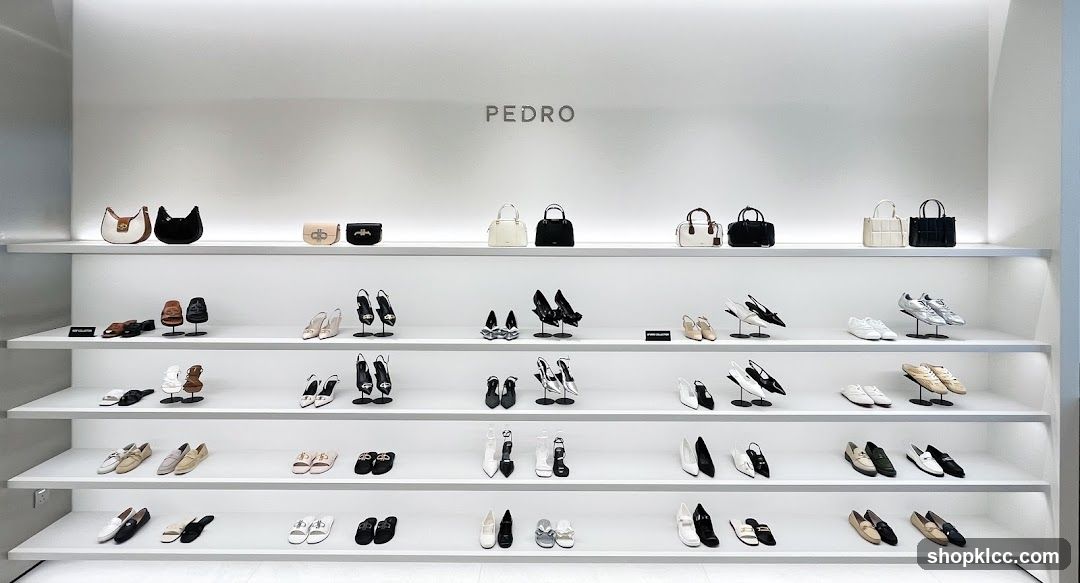 Pedro Shoe and Bag Display