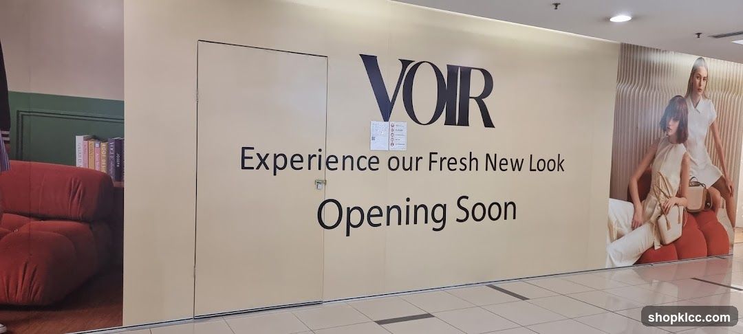 VOIR Store Opening Soon