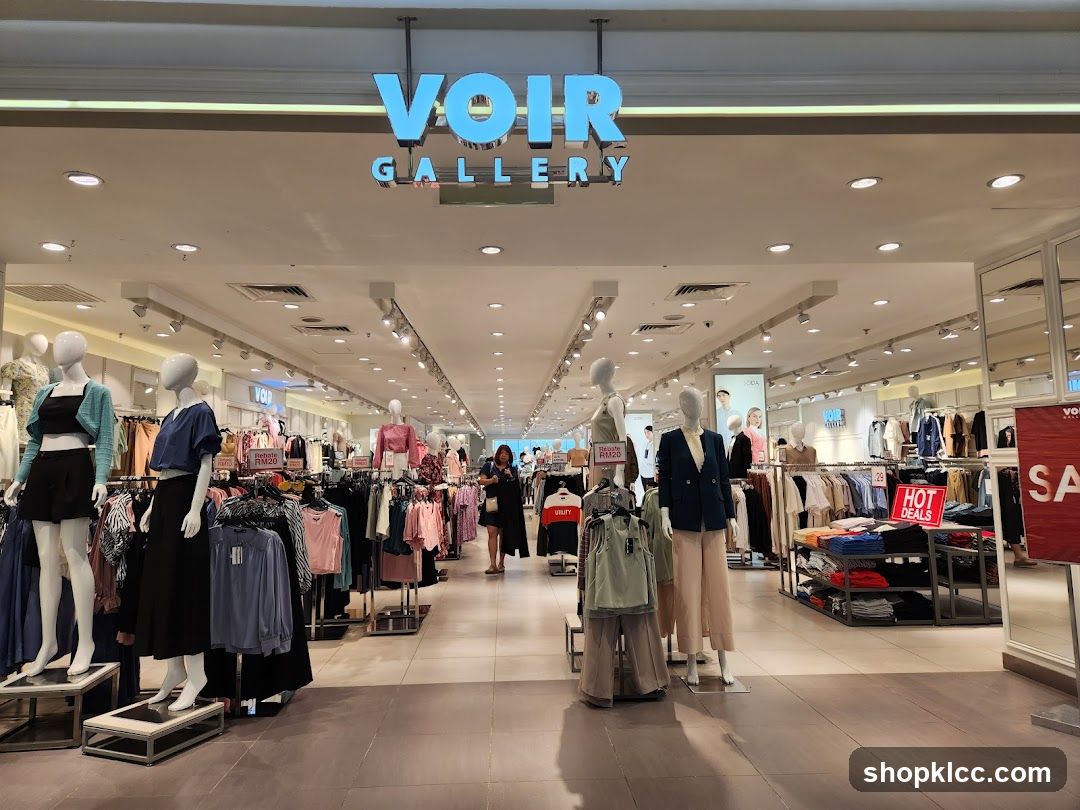 VOIR GALLERY