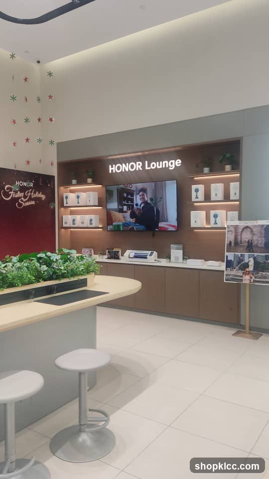 HONOR Lounge