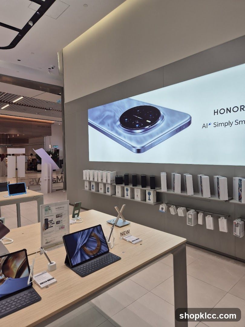 Honor Store Display