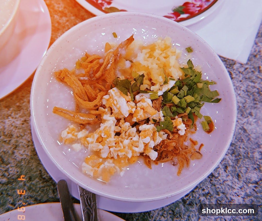 Congee with toppings