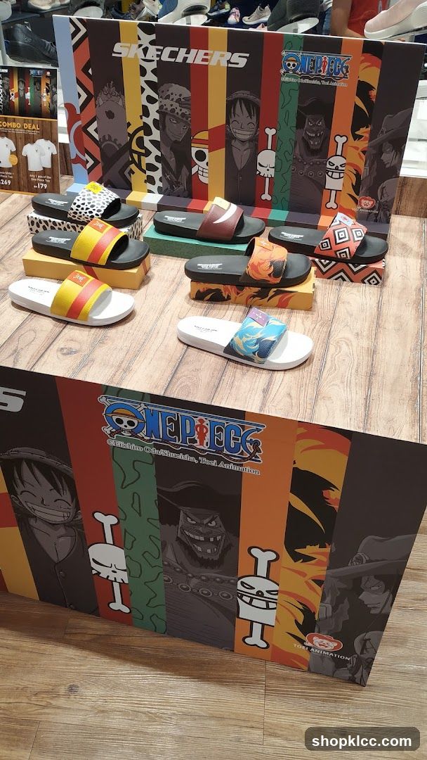Skechers x One Piece Slides