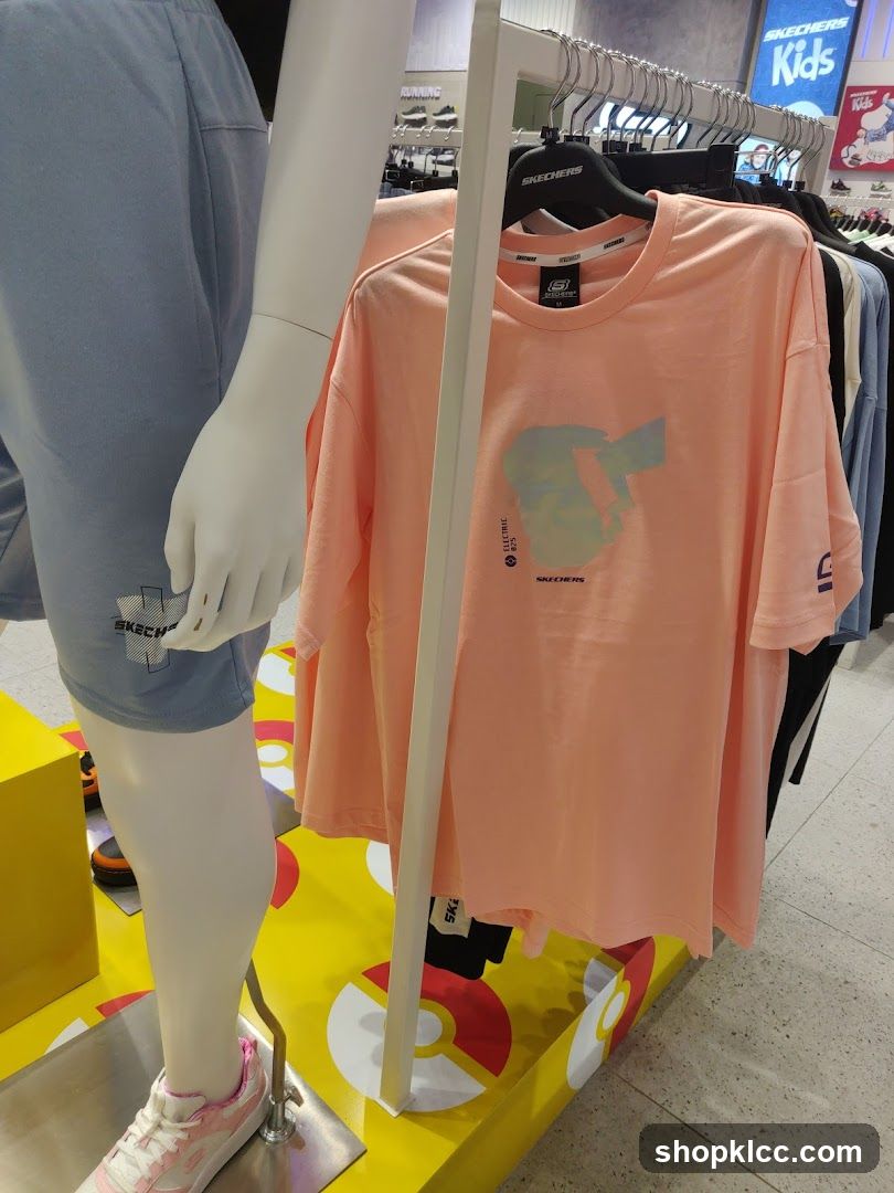 Skechers T-shirts and Shorts Display