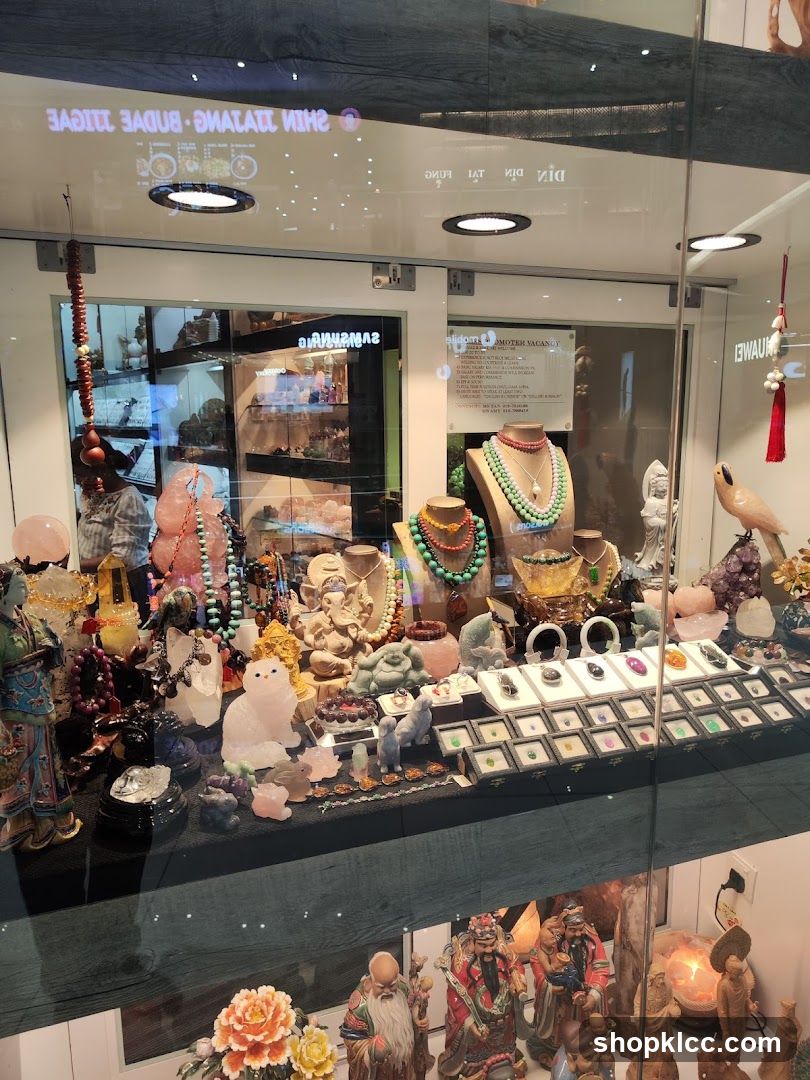 Jewelry and Figurines Display