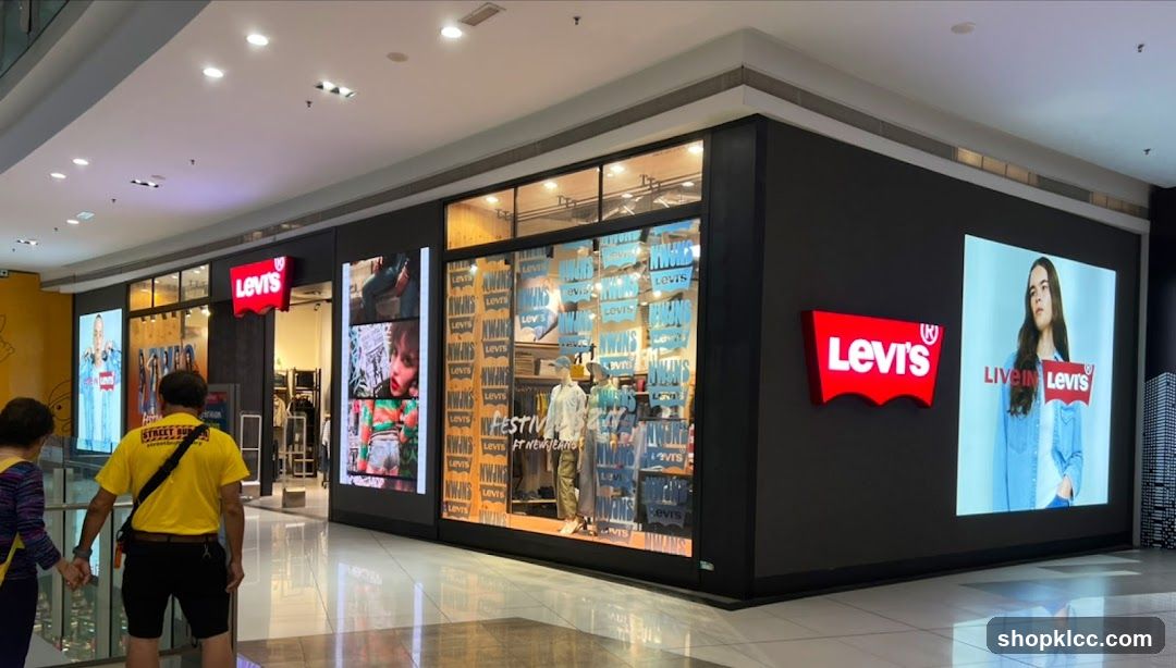 Levi's