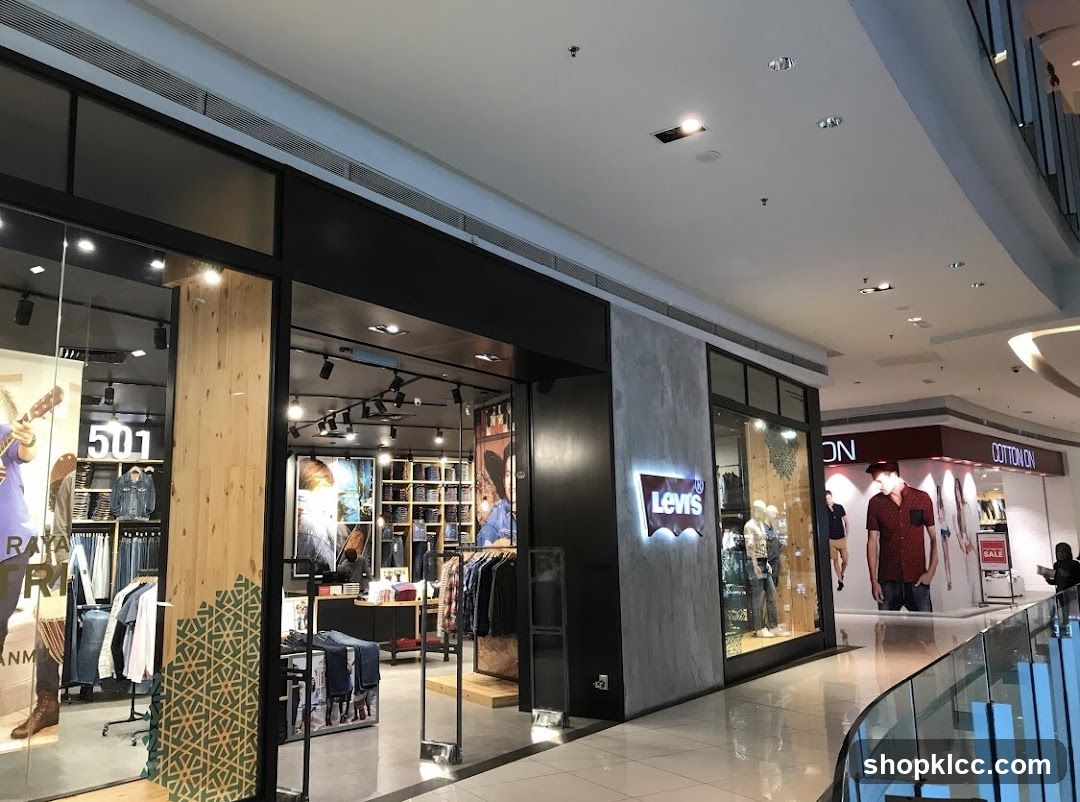 Levi's Storefront