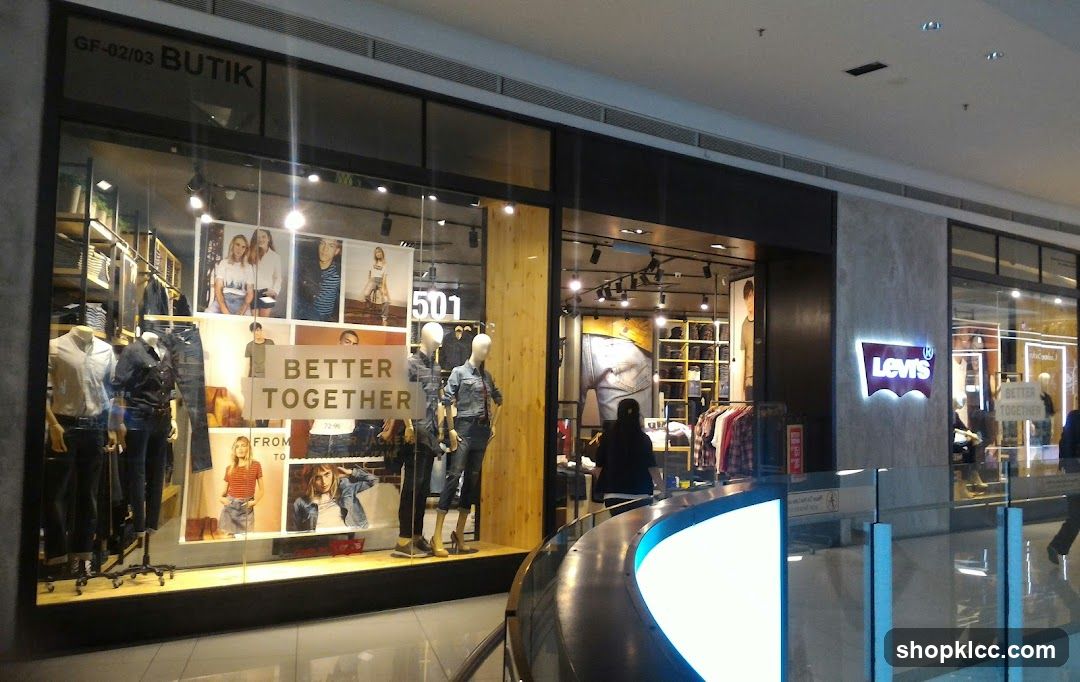 Levi's Storefront