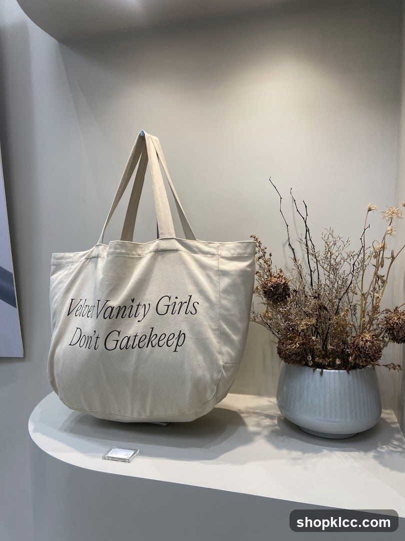 Tote Bag Display