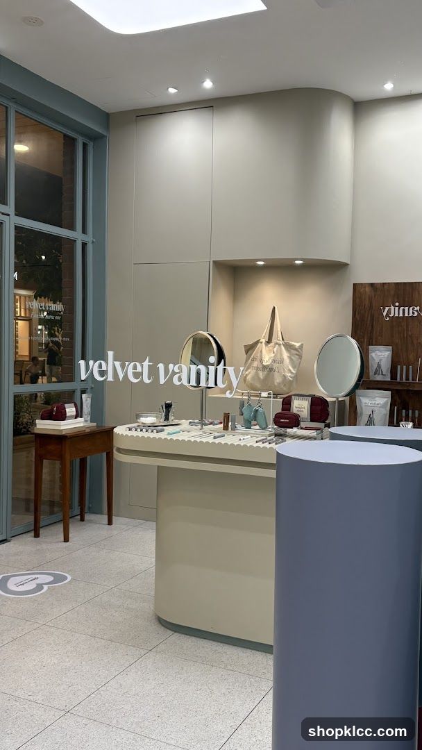 Velvet Vanity Store Interior