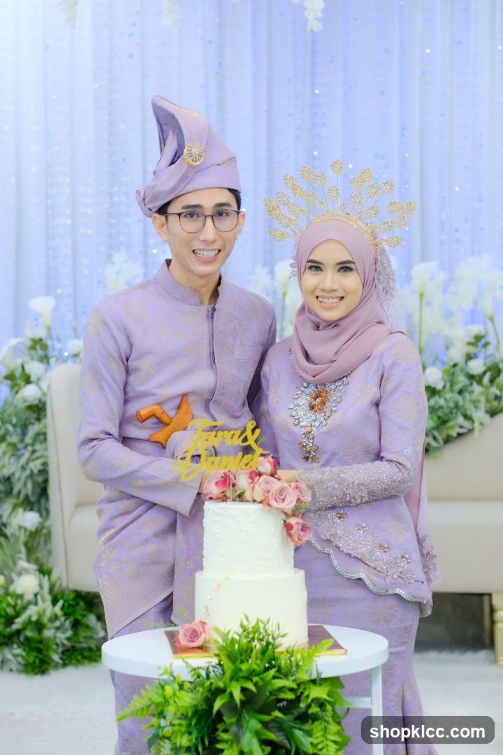 Wedding Couple with Cake