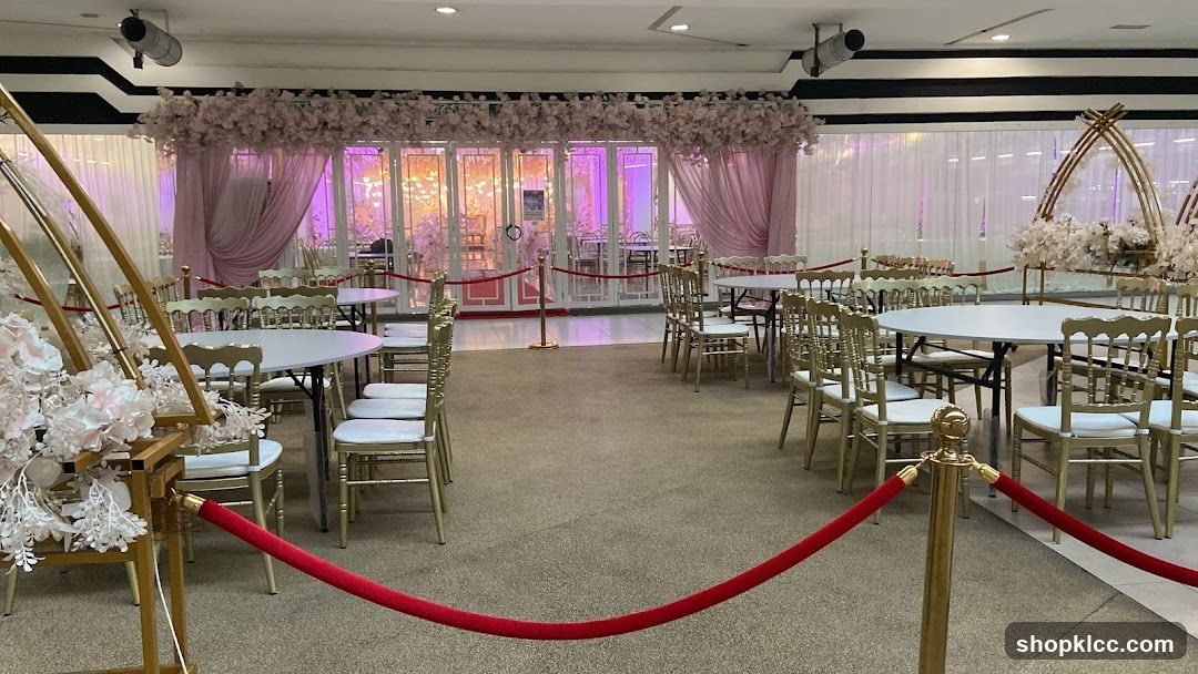 Magica Space U8 Hall
