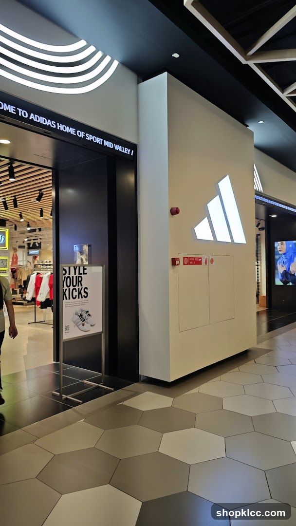 Adidas Store Entrance
