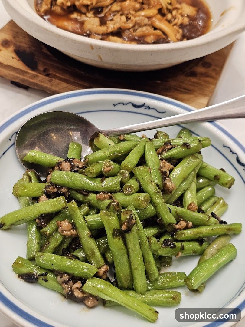 Stir-fried Green Beans with Minced Meat
