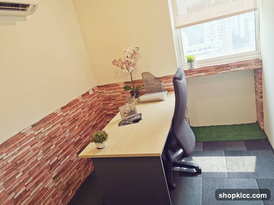 Office Desk Setup