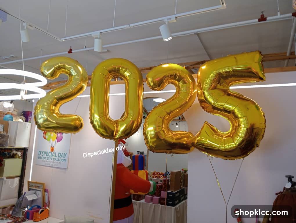 Gold Balloons for 2025