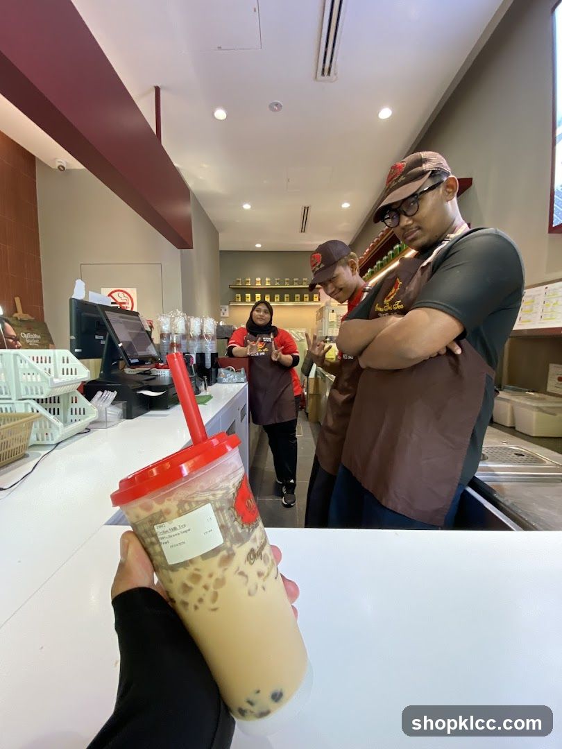 Bubble Tea Shop Staff