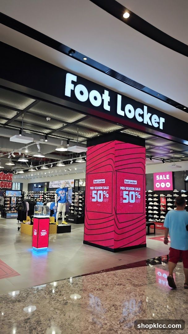 Foot Locker Storefront