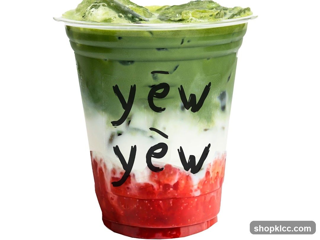 Matcha Latte with Strawberry Layer