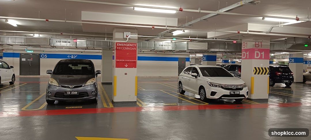 Parking Garage