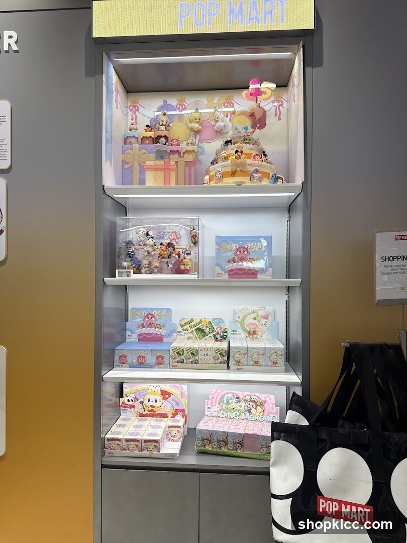 Pop Mart Display