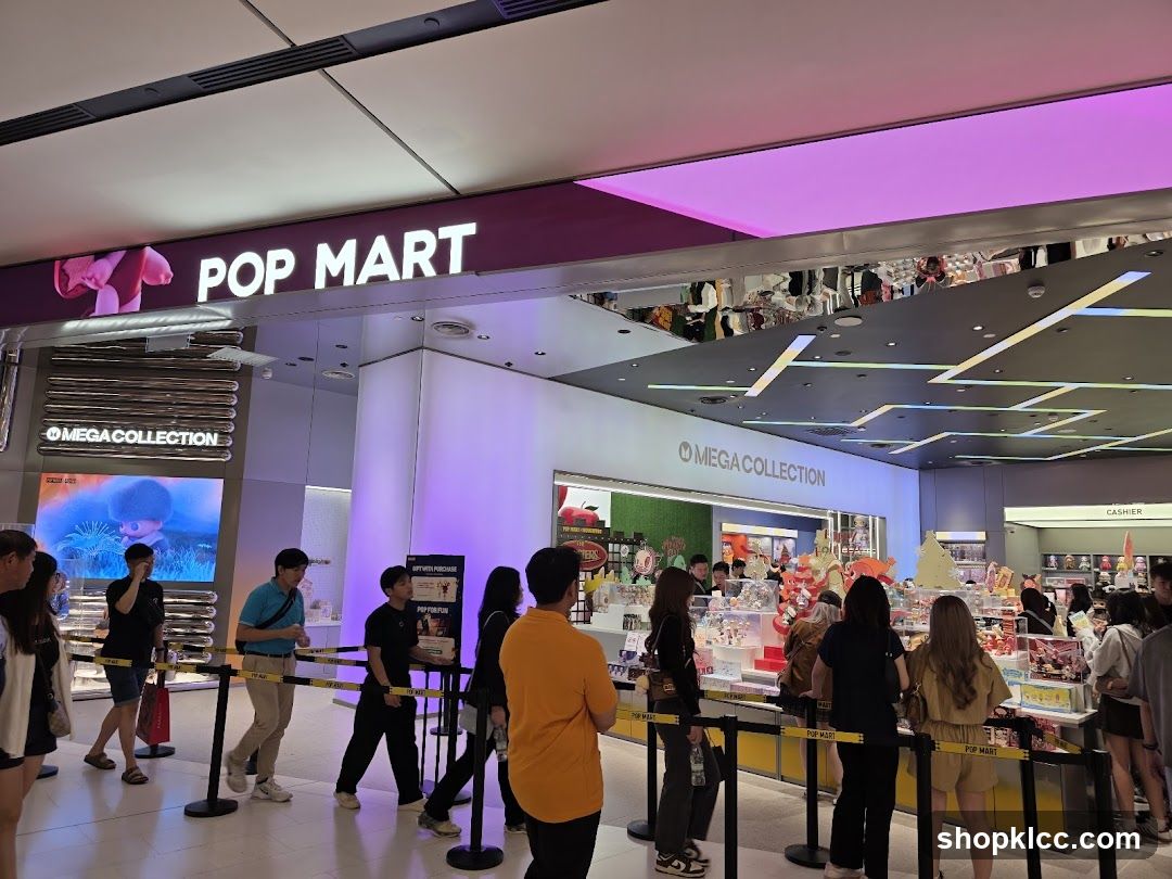 Pop Mart Storefront
