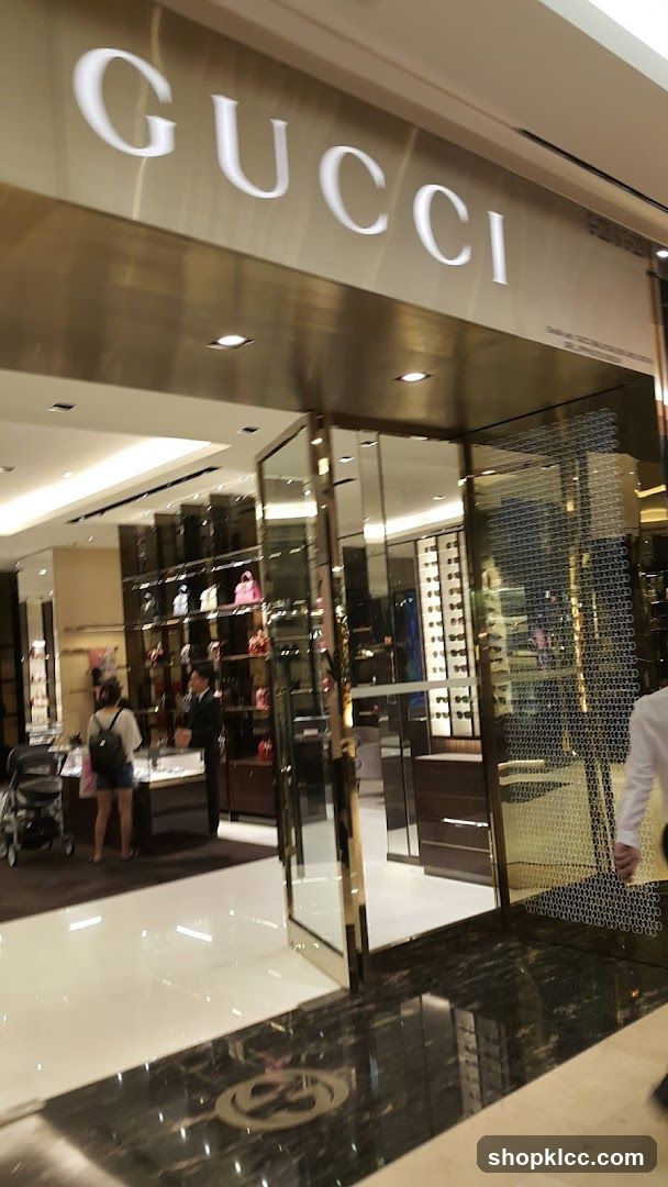 Gucci Storefront
