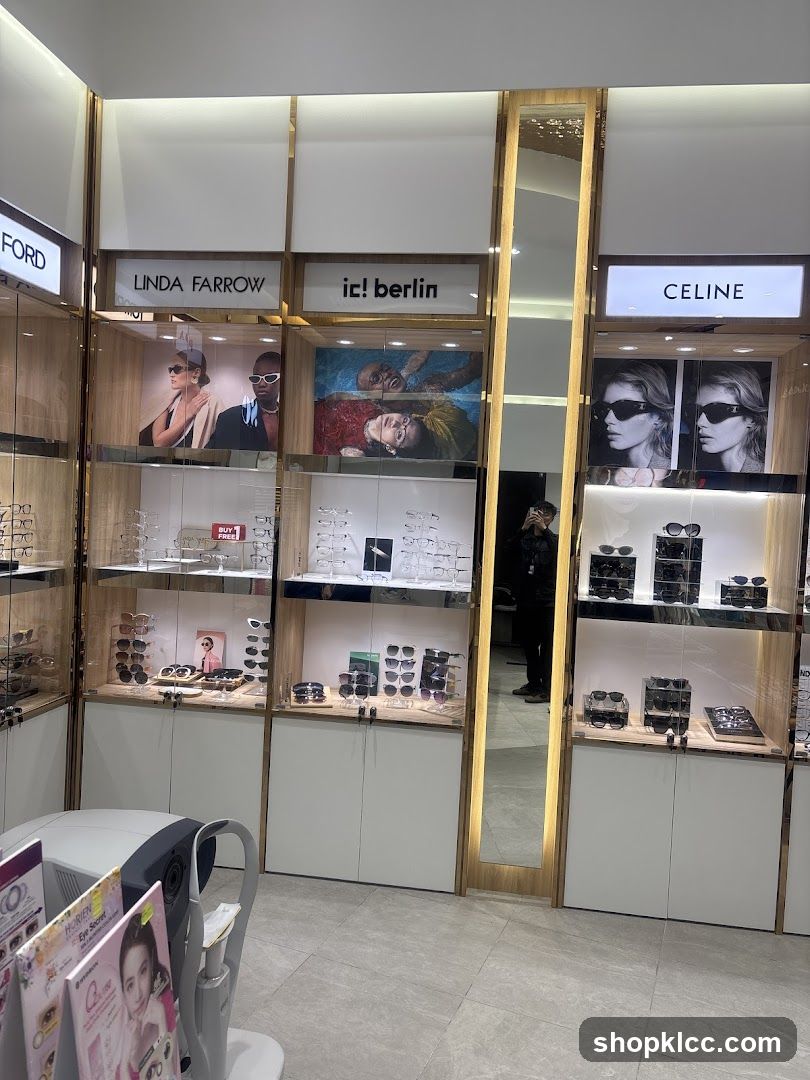 Eyewear Store Display