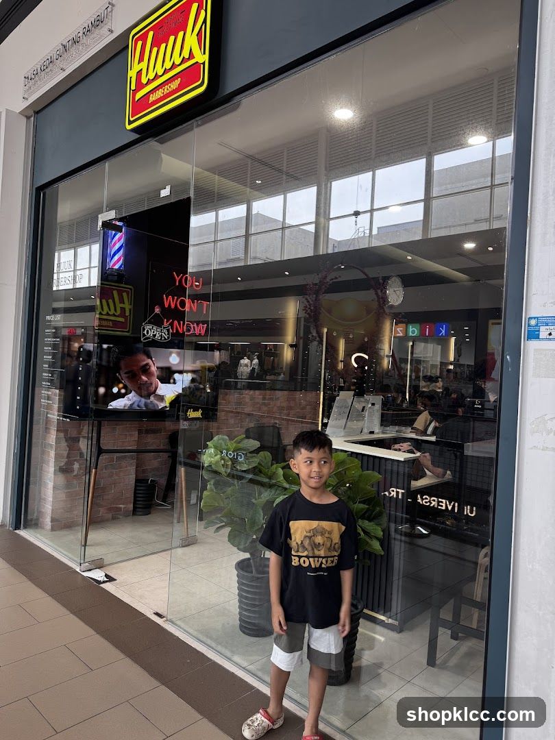 Huuk Barbershop