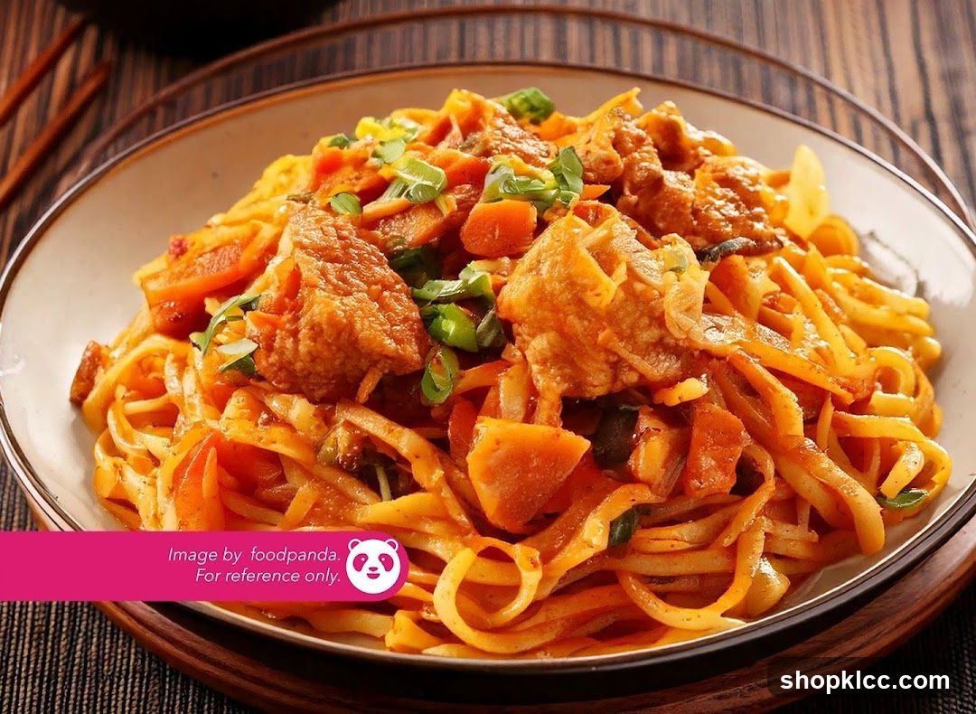 Noodles with Meat and Vegetables