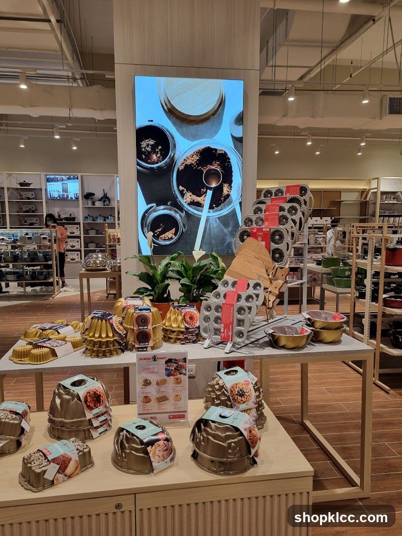 Baking Pans Display