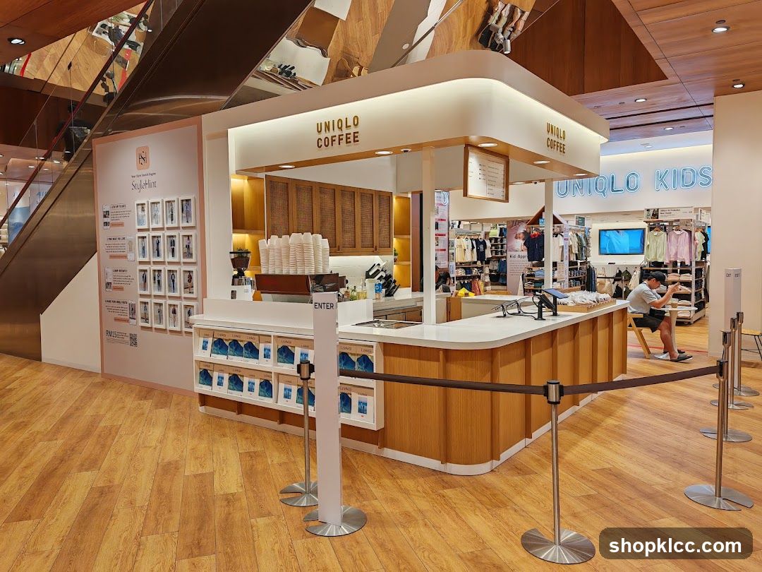 Uniqlo Coffee Stand