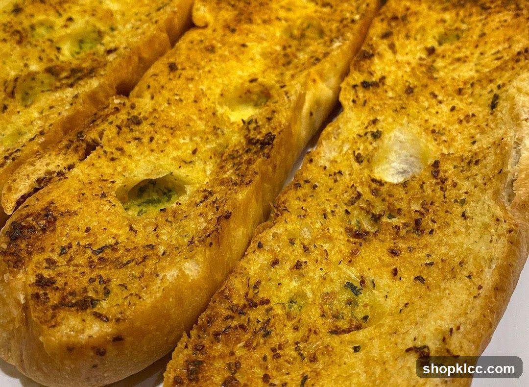 Garlic Bread Slices
