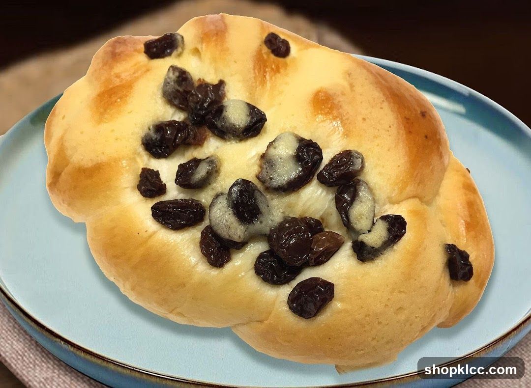 Raisin Bread Roll