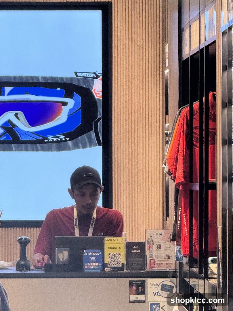 Store Counter with Employee
