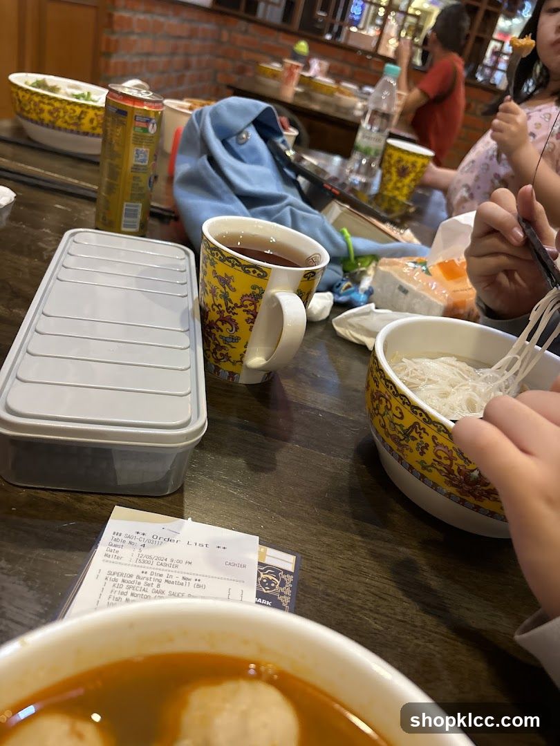 Dine-in Meal with Receipt
