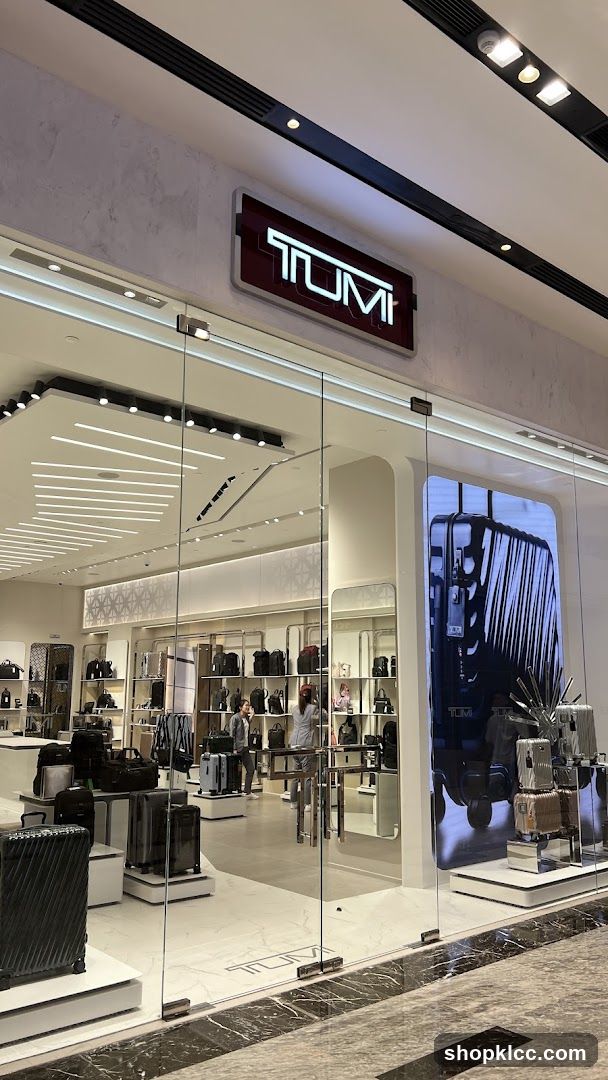 Tumi