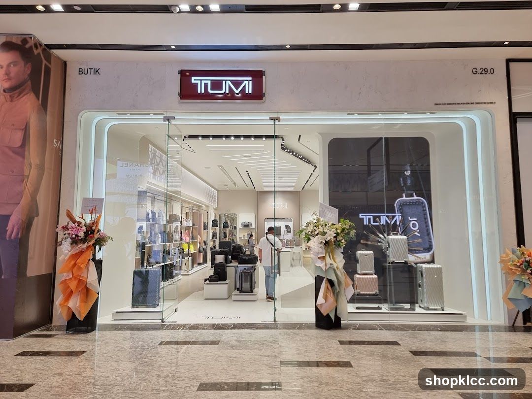 Tumi
