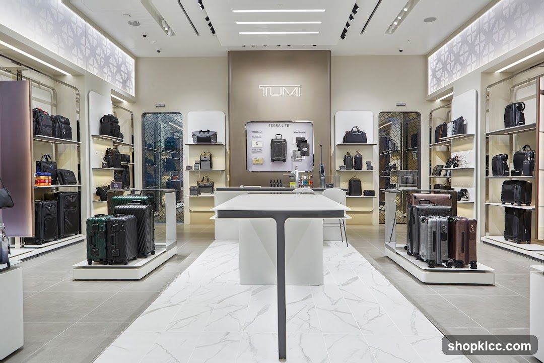 Tumi Store Interior