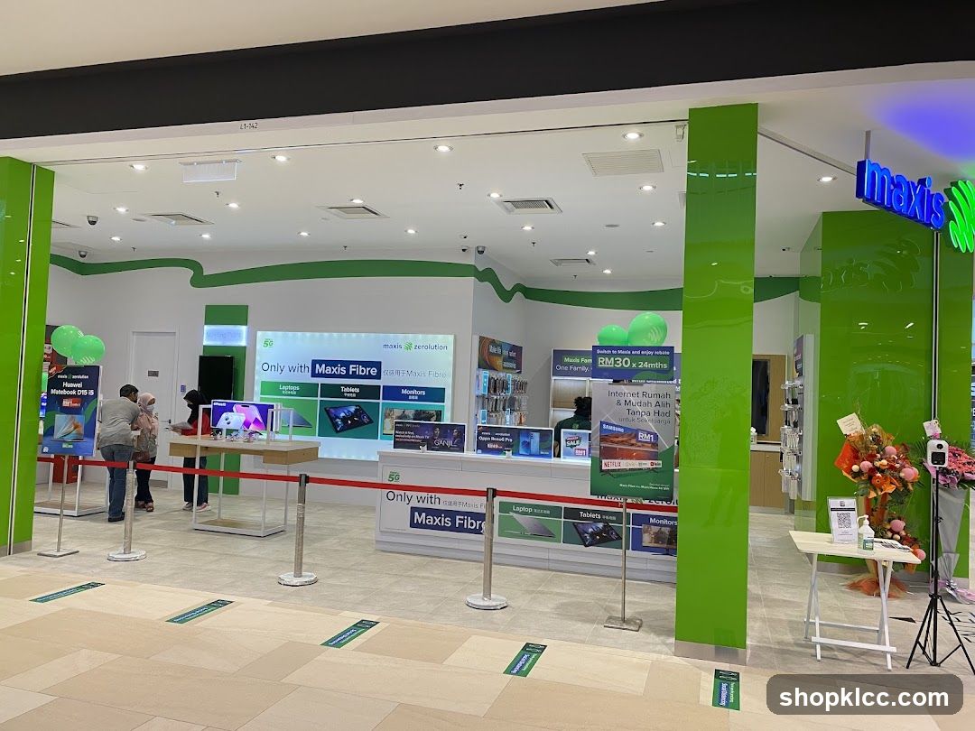 Maxis