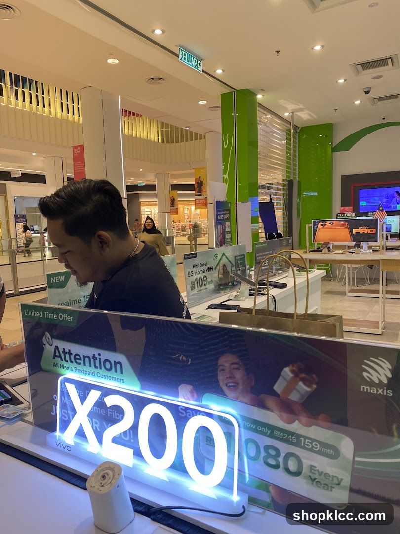 Mobile Phone Store Display